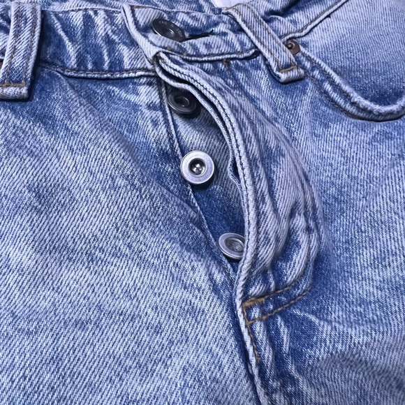 New - Rag & Bone Dre Low-Rise Denim Shorts in Stella - Picture 9 of 9